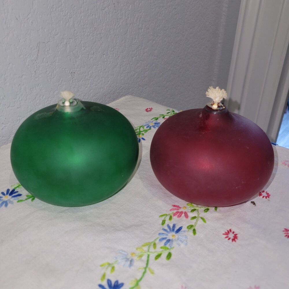 Vintage pair red & green circular oil lamps Christmas holiday ambient 80s globe